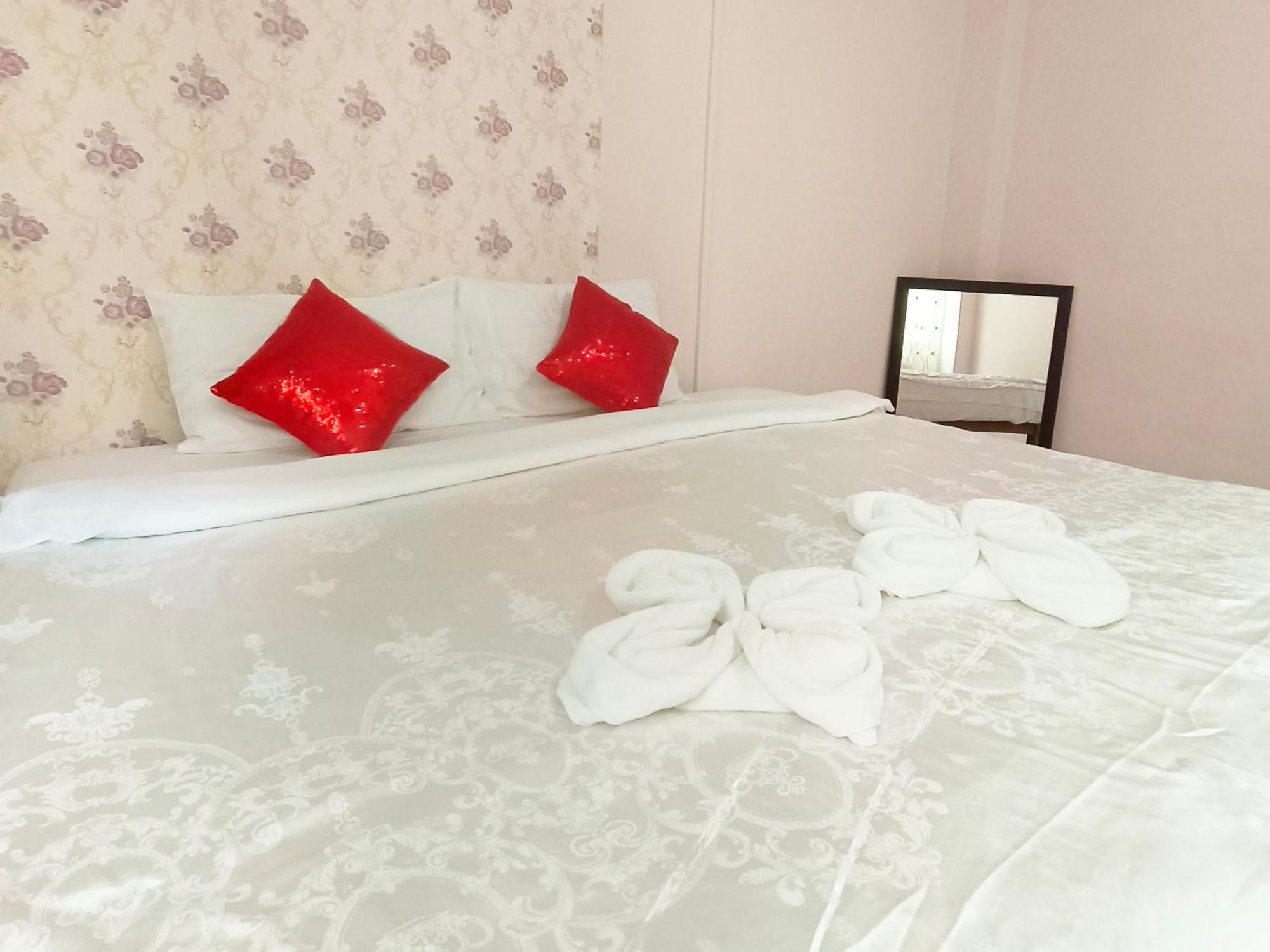 Mandala Beach Villa Jomtiean Pantai Jomtien Bagian luar foto